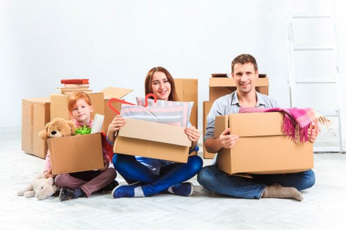 Detailed moving plan with checklist and budget